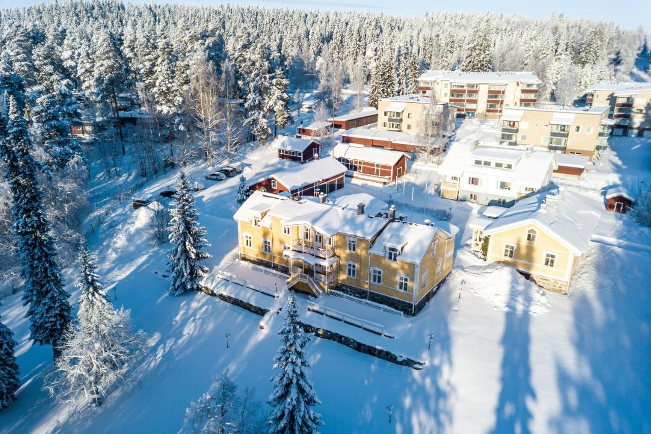 Hotel Karolineburg Manor House Kajaani