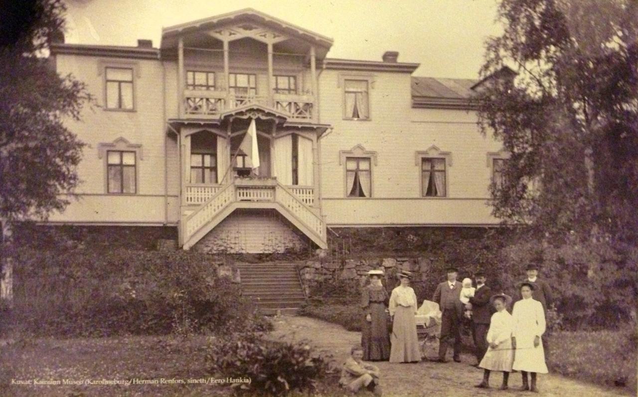 Karolineburg Manor House Kajaani