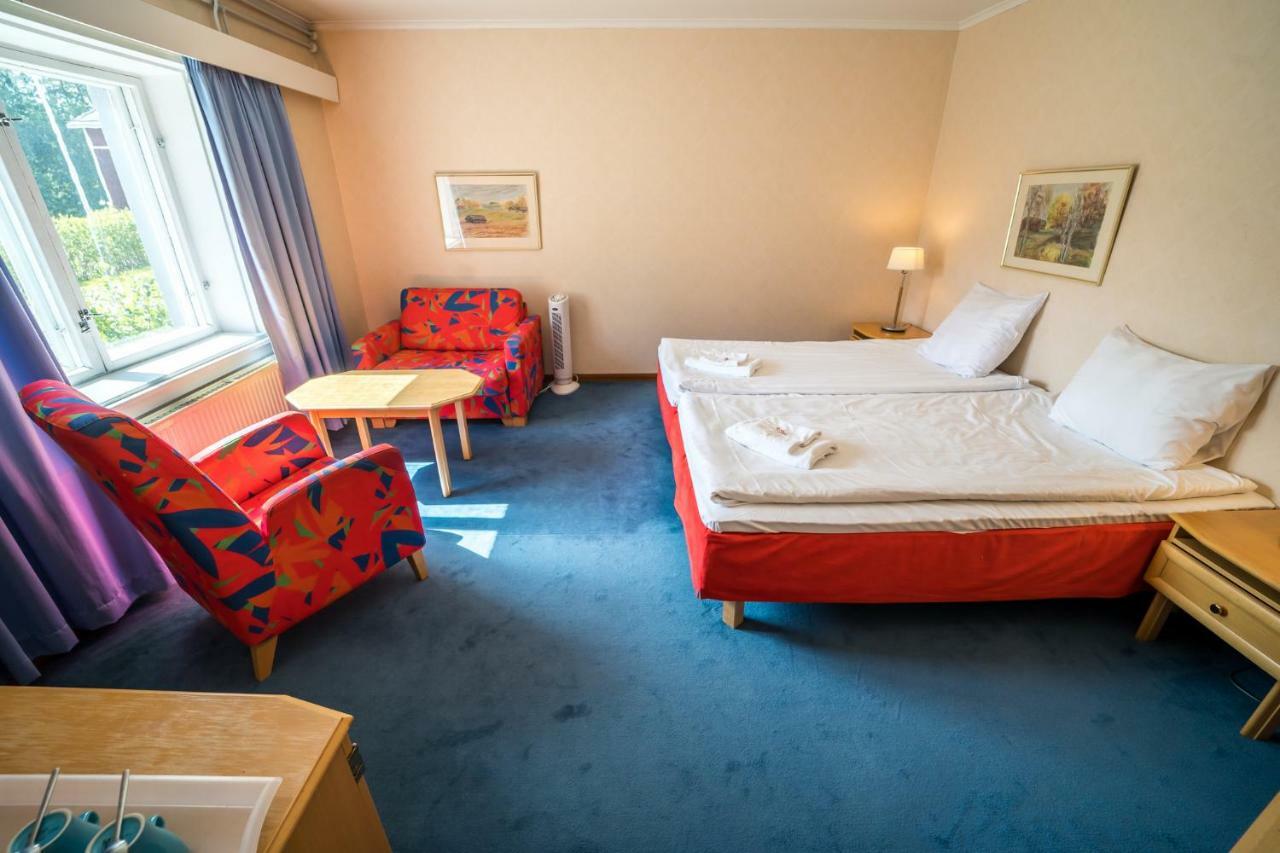 Karolineburg Manor House Hotel 3*