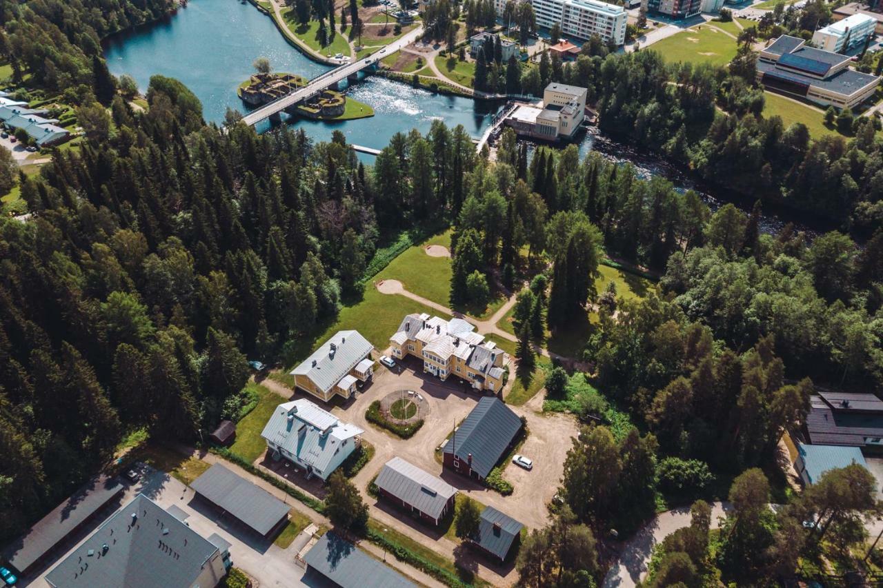 Karolineburg Manor House Hotel Kajaani